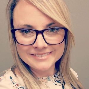 Meet your Posher, Brittney